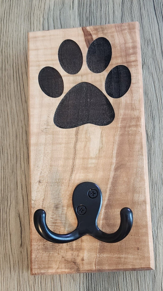 Frenchtown - Poplar Wall Mount Dog Paw Leash Holder