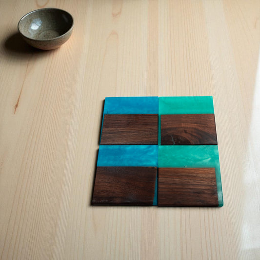 Walnut with Turquoise/Sea Blue Epoxy Coaster